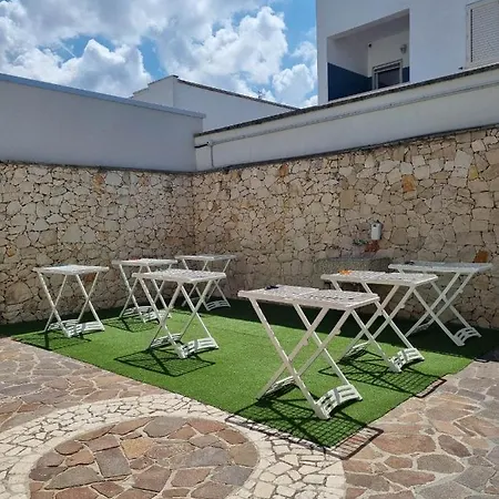 Alojamento de Acomodação e Pequeno-almoço Albatros Porto Cesareo